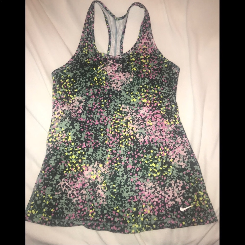 Women’s Nike sz M racerback tank drifit